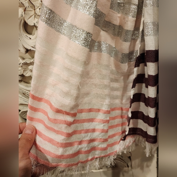 Long Striped sparkle scarf - Picture 8 of 9